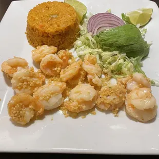 Shrimp with garlic and butter.