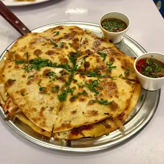 Pizza birria