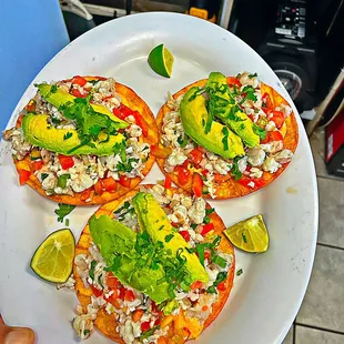 Tostadas de ceviche de camaron