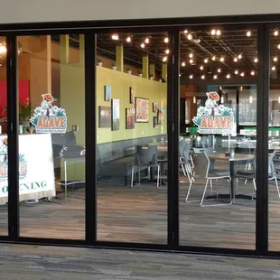View into the restaurant from the lobby.