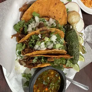 3 Tacos de Birria