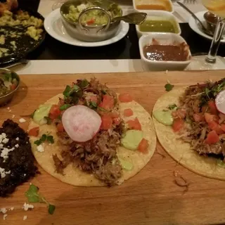 Tacos de Carnitas (3)