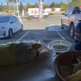 Soooo goood. The salsa, the chips, the service, the music the vibe, and the burrito !!! Definitely stop by if you're hungry. So worth it.