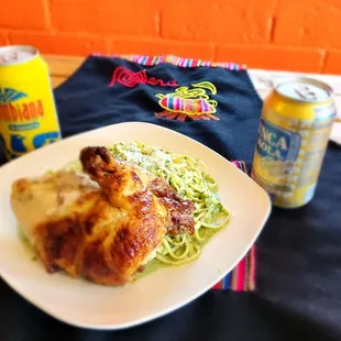 Tallarin Verde with chicken