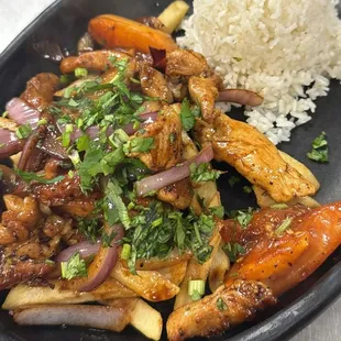Saltado de pollo
