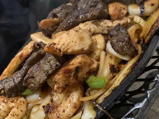 La Salsa Restaurant & Cantina