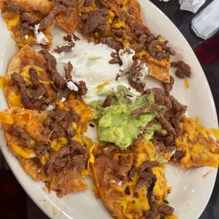 Soggy beef fajita nachos
