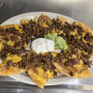 Asada super nachos