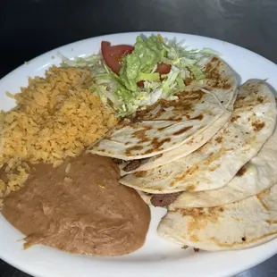 Quesadillas plate