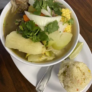 Caldo de res