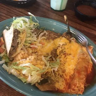 a plate of mexican food