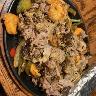 Carnita &amp; shrimp fajita