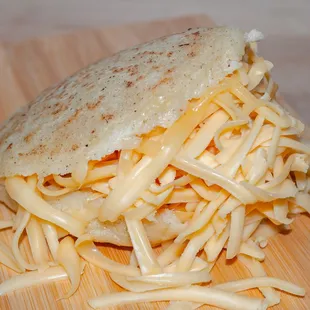 Arepa con queso gouda