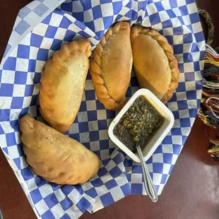 Empanadas con chimichurri