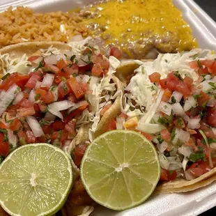 Two fish tacos plate