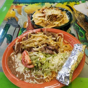 Chicken Nachos and Carnitas Dinner