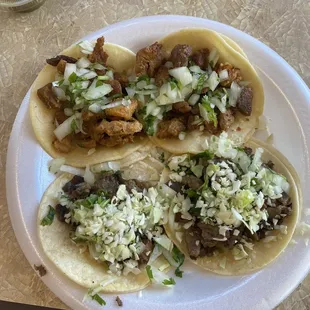 Pastor &amp; asada street tacos