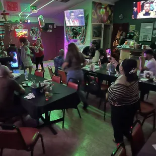 Ven. Y. Celebra tu. Cumpleaños. Aquí en. El. Restaurante el. Ausente 2536 Fremont  las. Vegas 702-381-0968