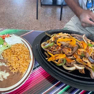 Fajitas de Res (beef fajitas)