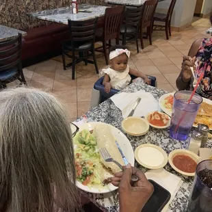 Dining at El Avocado inside Best Western Hotel