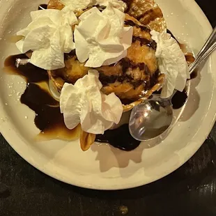 Vanilla fried ice cream