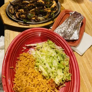 a plate of mexican food