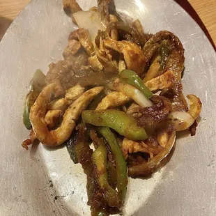 Lunch fajitas beef and chicken