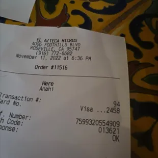 $15 margarita and I&apos;ve received my food but not my drink. Ordered at 6:36 and it&apos;s not 6:58. Ridiculous!!