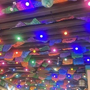 Love the look, the music the food everything!