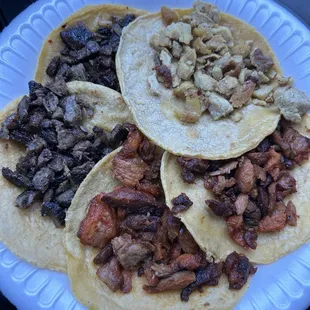 Asada, pollo, pastor to go...