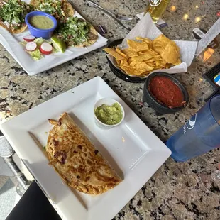 Quesadilla &amp; tacos