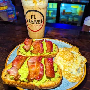 bacon and eggs on toast