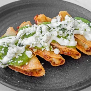food, nachos