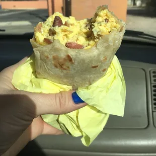 Behold!!!! El Beto does NOT skimp on ingredients. You pay for bacon and you get bacon!