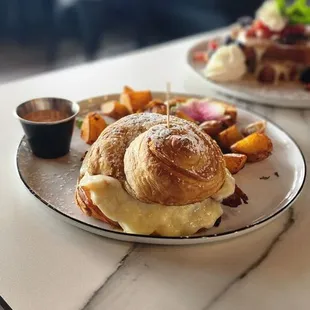 Amore Croissant Sandwich