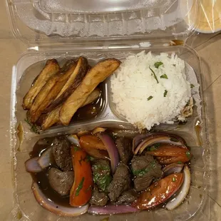 Lomo Saltado