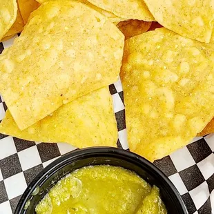 CHIPS &amp; SALSA