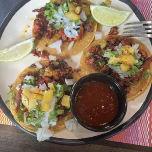 Tacos al pastor