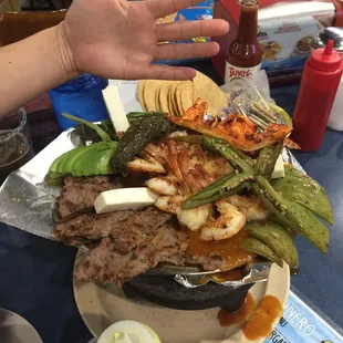 Mar Y Tierra Molcajete