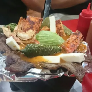 Molcajete Mar y Tierra
