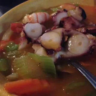 Caldo de Mariscos