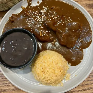 Mole con Pollo