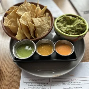 Chips, Guacamole y Salsa
