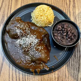 Mole con Pollo