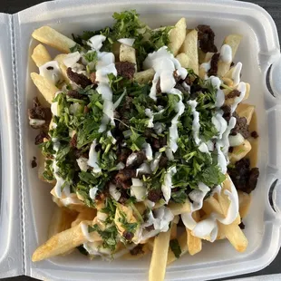 Supreme fries con asada