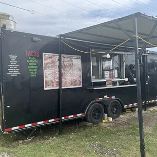 Look for the &quot;truck&quot; has awning and lighting
