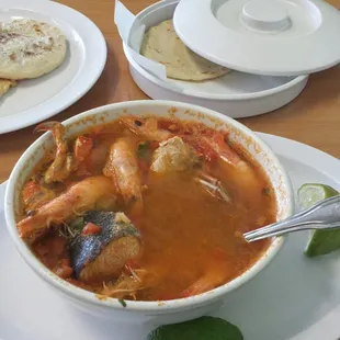 Delicious seafood and pupusas. Taste homemade.