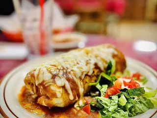 Mama Lupita’s seafood & Mexican Cocina