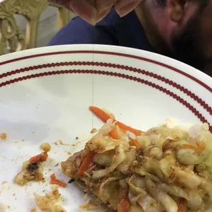 Not satisfied, I found a hair cooked inside my pupupa. I wouldn't recommend