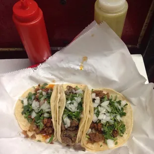 If you want authentic, cheap and, most importantly, delicious, tacos or tortas then you need to come here.